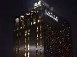 Hotel Lacky Daejeon, hotell i Daejeon