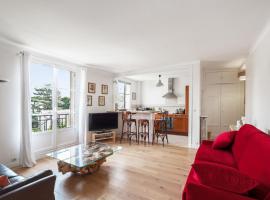 รูปภาพของโรงแรม: Modern apartment close to Roland-Garros Parc des Princes and Paris XVI