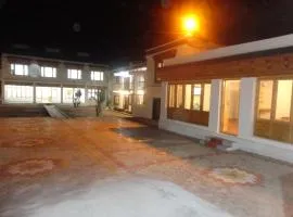 Hotel Rezang-La