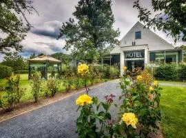 Cleythil Hotel