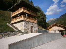 A picture of the hotel: Mazot de Joe avec son hammam entre la Clusaz et Annecy