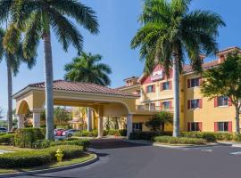 Hawthorn Extended Stay by Wyndham Naples, hôtel à Naples