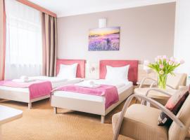 Hotel Forum、ジェシュフのホテル