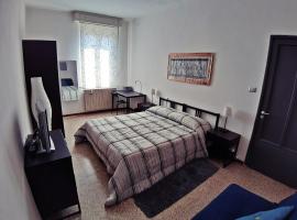 Hotel Photo: Comfort a due passi dal centro...