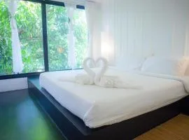 Trat 101 Hotel - SHA Certified, hotel in Trat