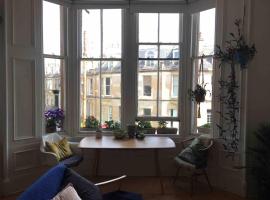Hotel foto: Very sunny one bed flat two minutes from Botanics