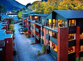 St James Apartments, hotel in Queenstown