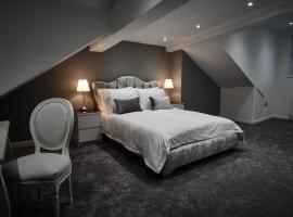 A picture of the hotel: The Townhouse - Simple2let Serviced Apartments