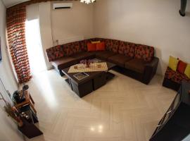 Hotel Photo: Marinela Guesthouse, Volos