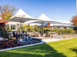 A picture of the hotel: Hotel Elms Christchurch, Ascend Hotel Collection