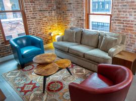 Hotel Foto: The Lofts at Novelty Iron