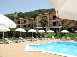 Residence Pietre Bianche ApartHotel, Hotel in Pizzo