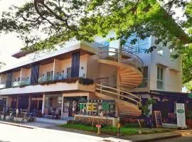 Treetop Suites, hotel in Coron