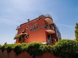Red Iguana Hotel