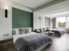 非住不可民宿 磨石浴缸 附停車場, hotel in Hualien City