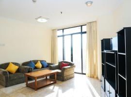 Hotel Photo: 2BR with Pool View at Beverly Tower Apartment By Travelio