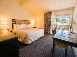 Los Gatos Lodge