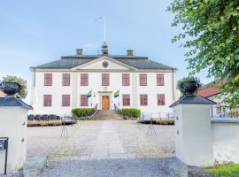 Hotel fotoğraf: Mauritzbergs Slott & Golf