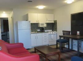 Luxbury Inn & Suites, Hotel in West Maryville