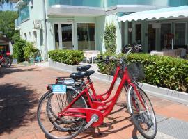 Hotel Irene, hotel in Lignano Sabbiadoro