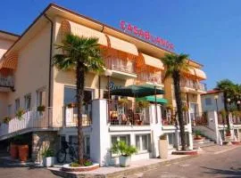 Hotel Casablanca