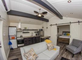 A Wave From it All, ξενοδοχείο σε Port Saunders