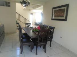 מלון צילום: Madreselva Santa Elena, Antiguo Cuscatlan Cozy and Beautiful House