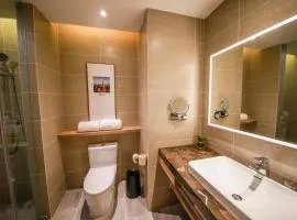 Atour Hotel (Nanjing Xianlin University City Shengchuangyuan)