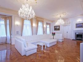 A picture of the hotel: City View 4 bedroom Luxury Flat in Prague