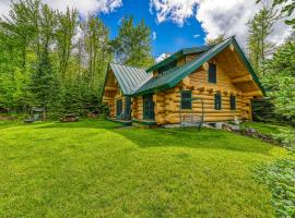 Фотография гостиницы: Eaglet Log Home