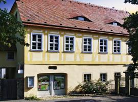 Hotel kuvat: Weingut Haus Steinbach