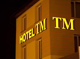 होटल की एक तस्वीर: Hotel TM