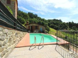 Hotel Foto: Papiano Villa Sleeps 7 Pool WiFi