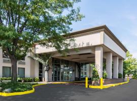 Plaza Inn & Suites, hotel in Hagerstown