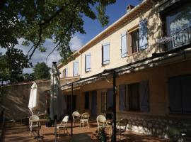 Le Bosquet、エギュイーヌのホテル