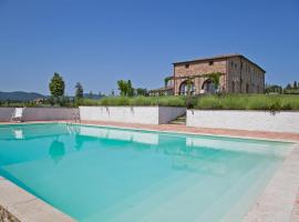 होटल की एक तस्वीर: Podere Petriolo Luxury Villa with pool