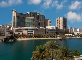 Foto do Hotel: Beach Rotana – All Suites