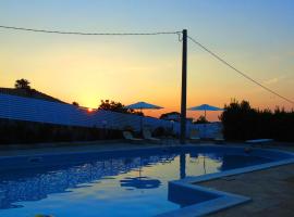 Hotel Photo: Residence Sant'Elena "Pizzilli" - Arancio