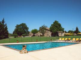 Masia Can Solà Gros, hotel v destinaci Caldes de Malavella