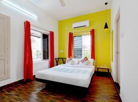 होटल की एक तस्वीर: OYO Home 39456 Comfortable Stay New Alipore