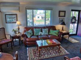 Hotel Photo: Cozy 2BR In South Denver