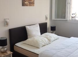 A picture of the hotel: Appartement Charleville