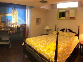 호텔 사진: Hotel studio with parking / up to 4 people