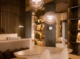 Pol & Grace Hotel, hotel a Barcelona