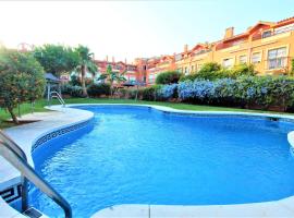 Hotelfotos: Apartamento Torremolinos - A 600m de la playa de La Carihuela - PISCINA - PARKING GRATIS - EXCELENTE CONEXIÓN WIFI