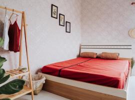 Hotel Photo: Ri Mo Homestay