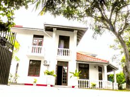 Gambaran Hotel: Charles Vila