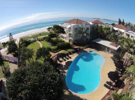 Golden Riviera Absolute Beachfront Resort, hôtel à Gold Coast