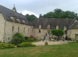 Photo de l’hôtel: Corps de ferme entièrement rénové avec piscine