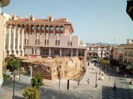 Hotel Photo: Vivienda Turística Templo Romano